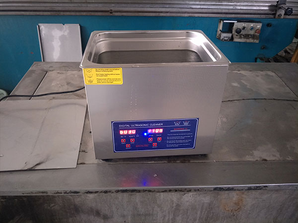 全自動超聲波清洗機(jī)洗碗可以用嗎？